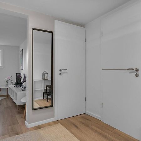 Comfy Reykjavik Apartment Екстер'єр фото